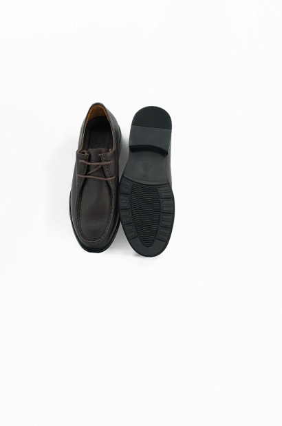 Zapato blucher de piel marrón Old Rowley - frontal y suela