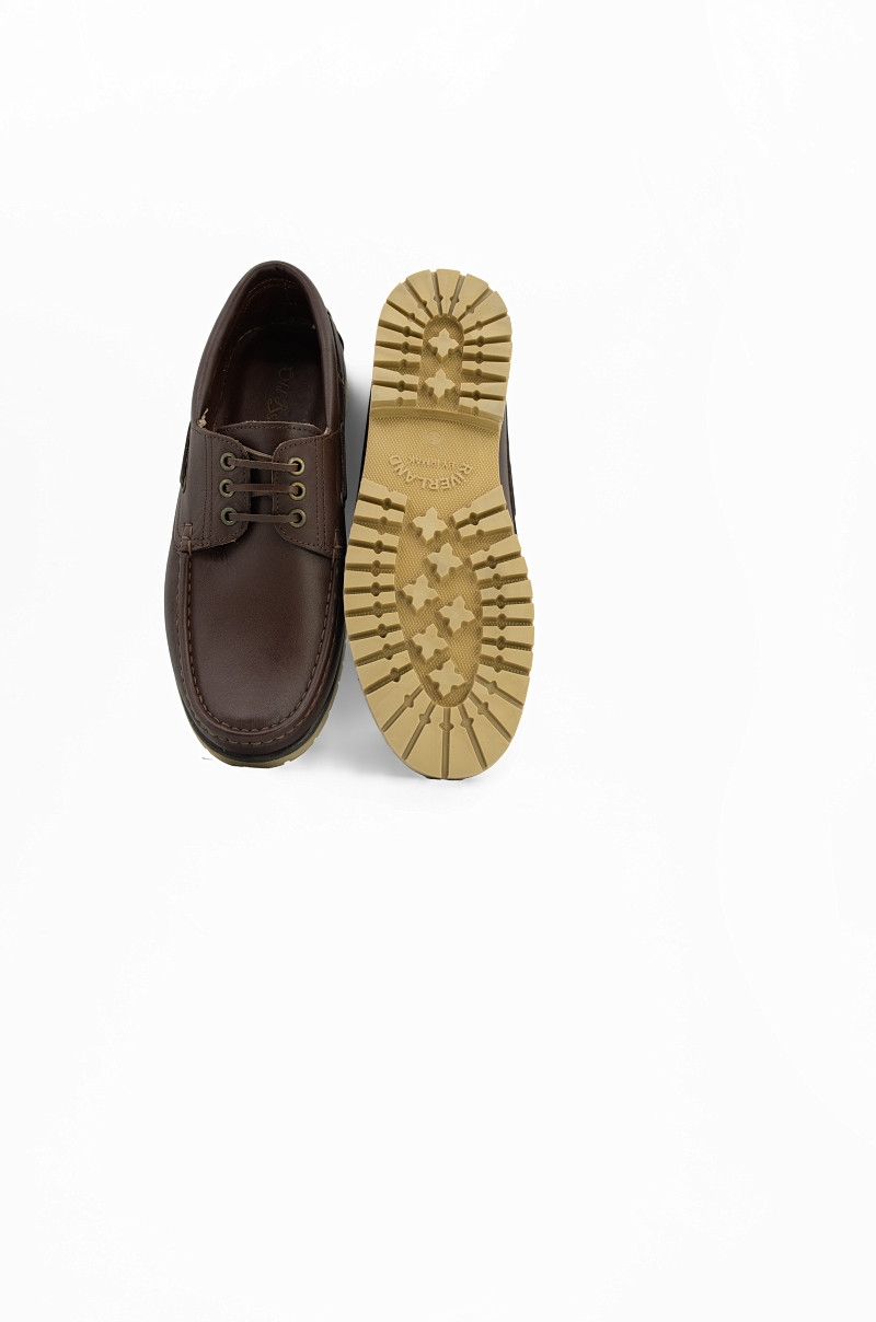 zapatos náuticos piel marrones cordones Old Rowley - vista frontal y suela