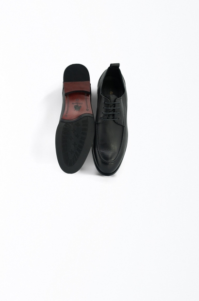 Zapatos de piel negro con cordones Old Rowley - vista frontal y suela