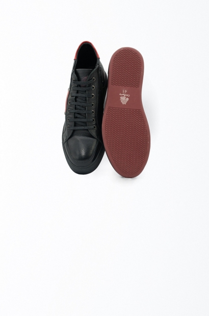 Zapatillas botín altas cremallera negro y  rojo Old Rowley - vista frontal y suela