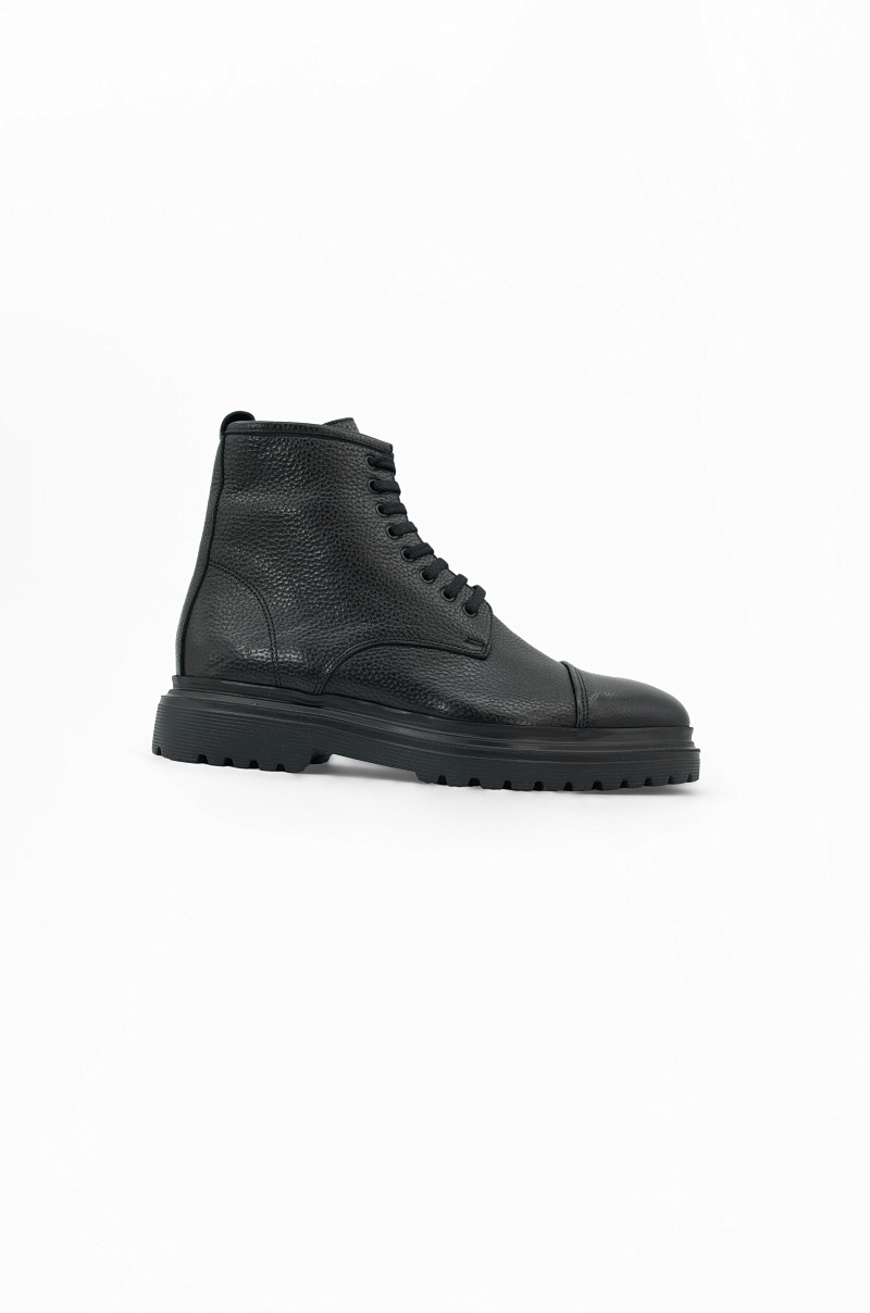 Botas Altas de Cuero Texturizado Negro Old Rowley - vista lateral