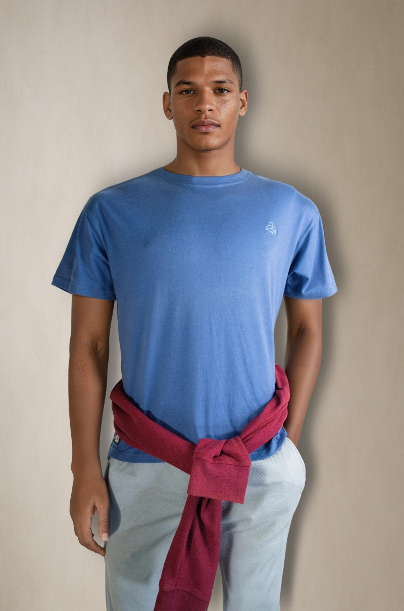 Camiseta básica Azul medio de algodón con logo Old Rowley - vista frontal