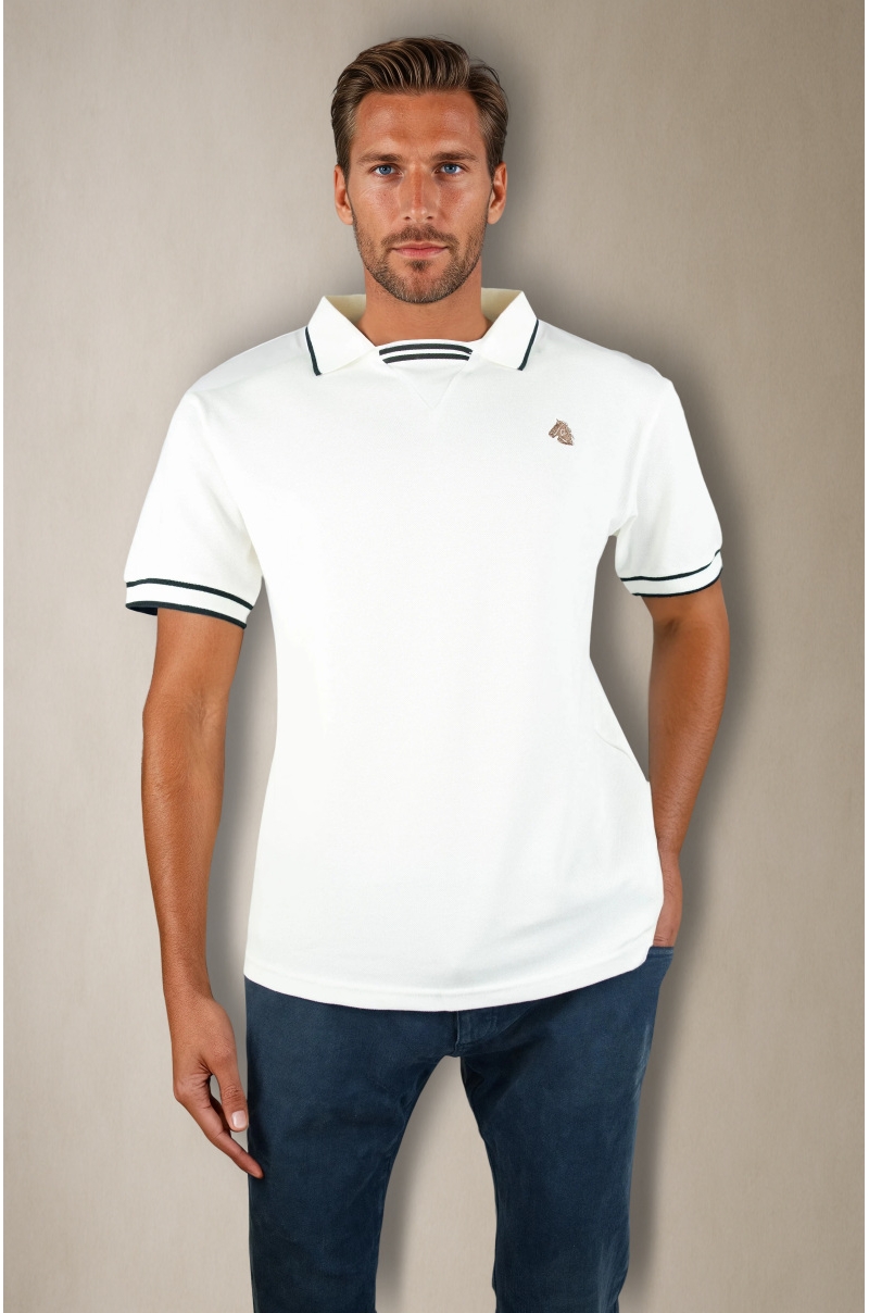 Polo blanco con cuello distintivo logo bordado en el pecho Old Rowley - vista frontal