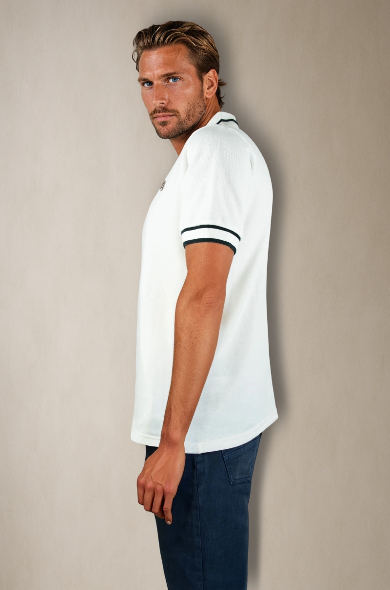 Polo blanco con cuello distintivo logo bordado en el pecho Old Rowley - vista lateral