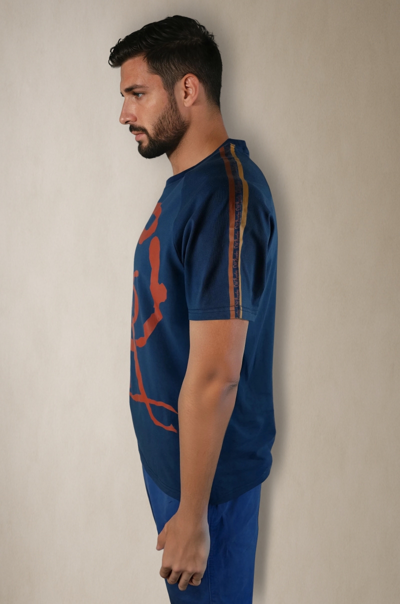 Camiseta azul logo grande OR Old Old Rowley - vista lateral