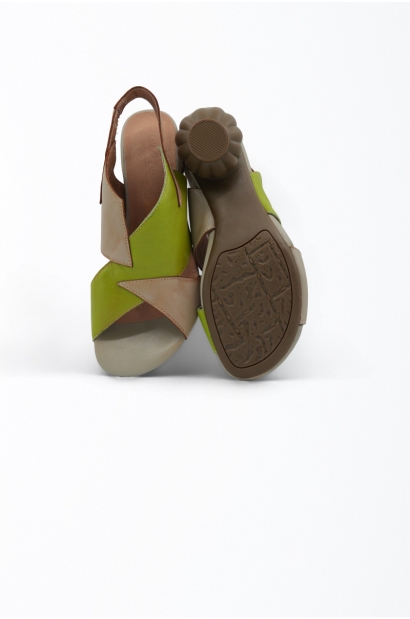 Sandalias Old Rowley con Tacón de Diseño Verde Lima y Beige - vista parte superior y suela