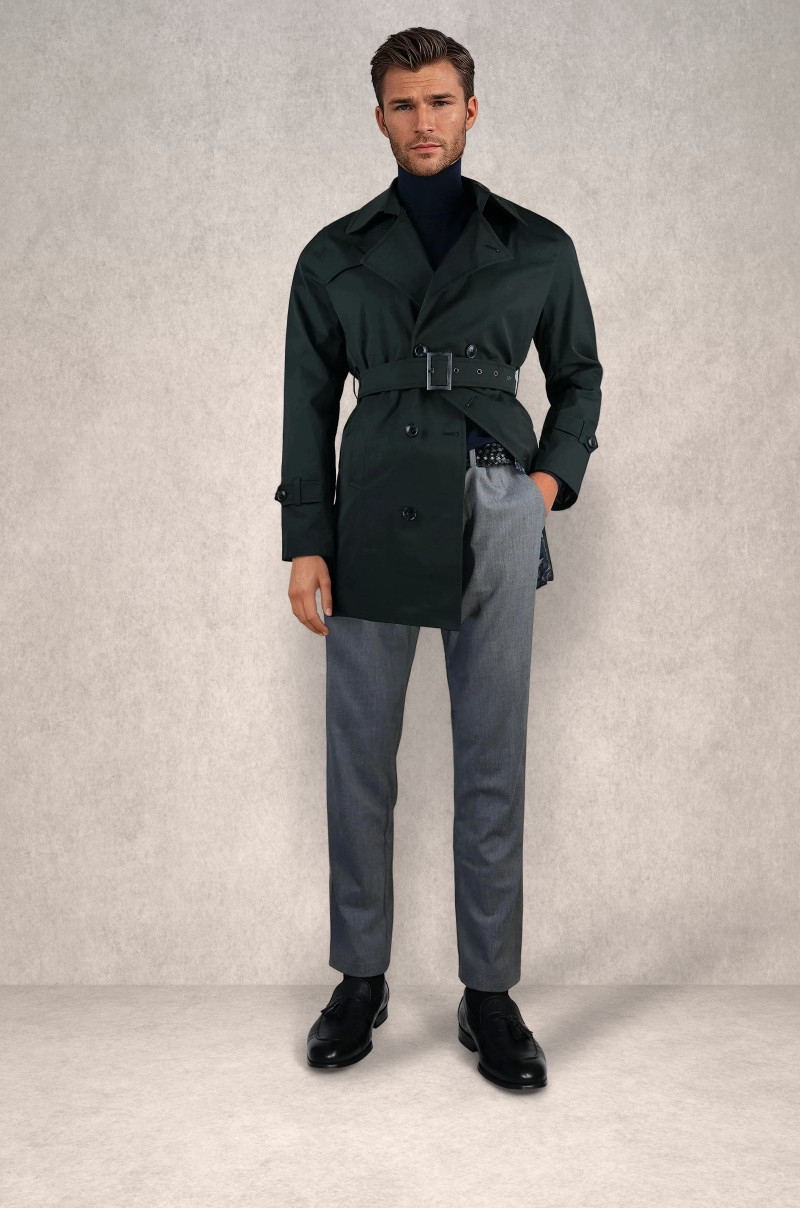 Gabardina Trench clásico de hombre con cinturón y doble botonadura en negro Old Rowley - vista frontal completo