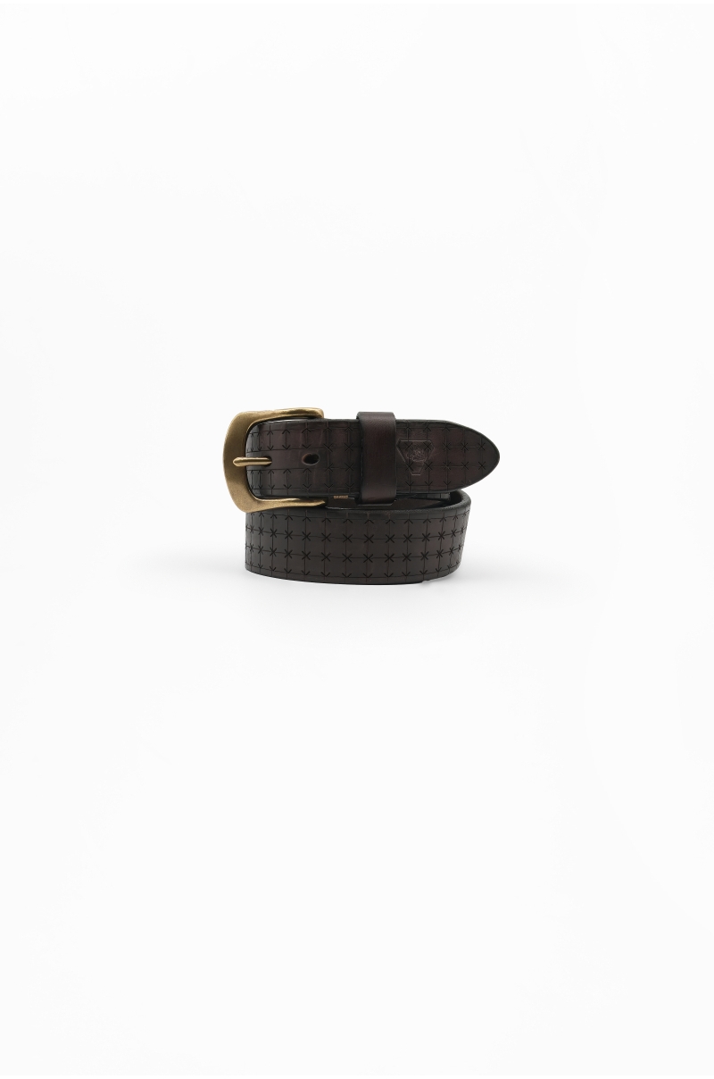 Cinturón piel marrón envejecido grabado geométrico cruces y hebilla vintage dorada Old Rowley - vista enrollado