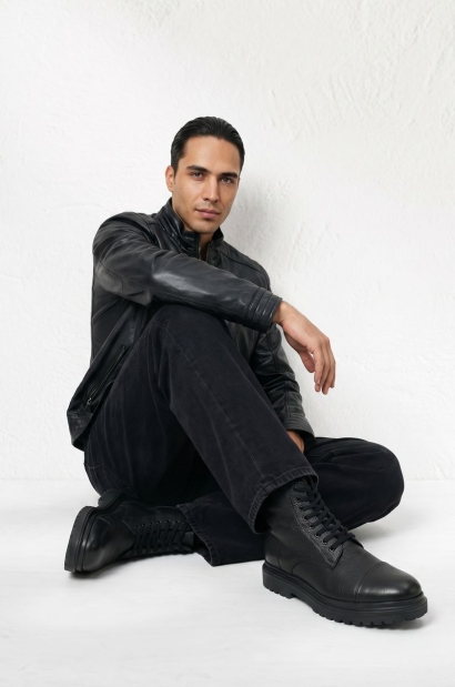 Botas Altas de Cuero...