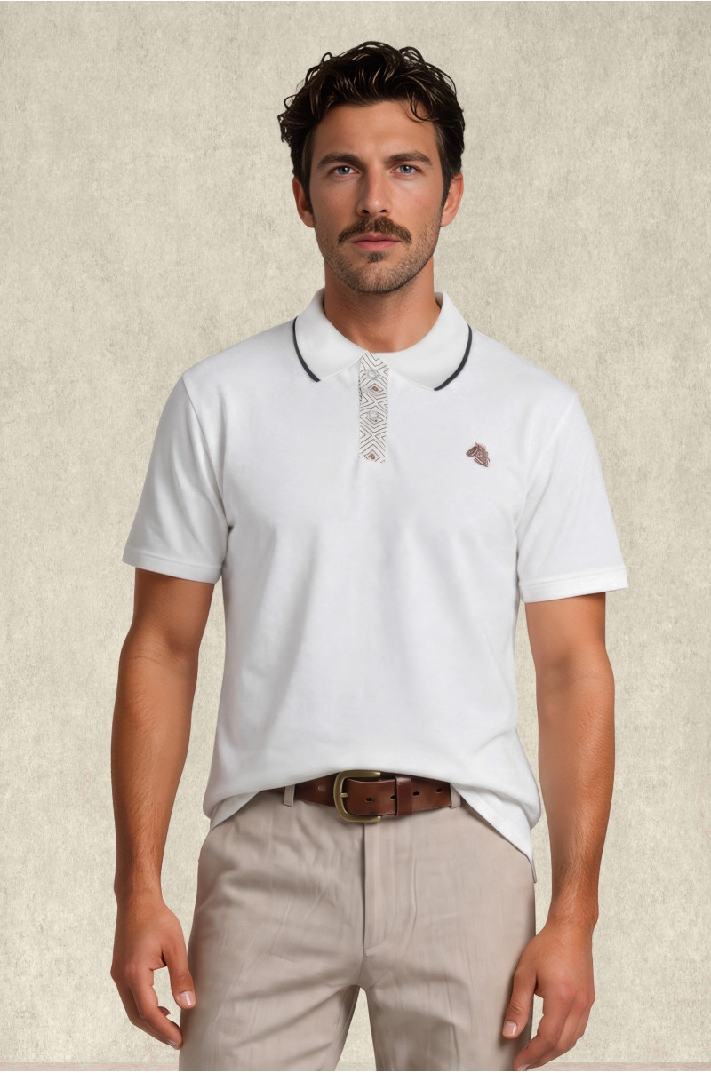 Polo blanco de algodón con tapeta geométrica y logo bordado – Old Rowley - vista frontal