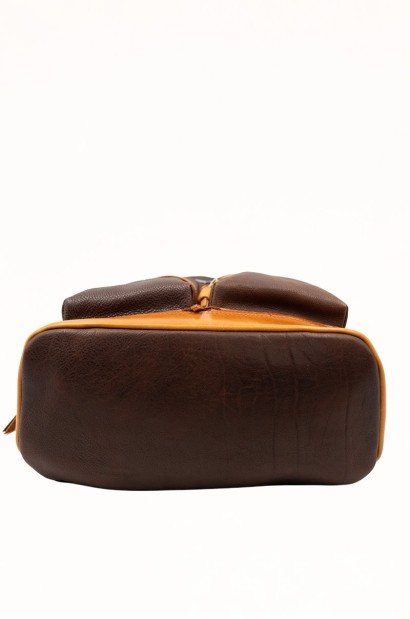 Mochila de Piel Bicolor Marrón con Bolsillos para Mujer Old Rowley - vista base