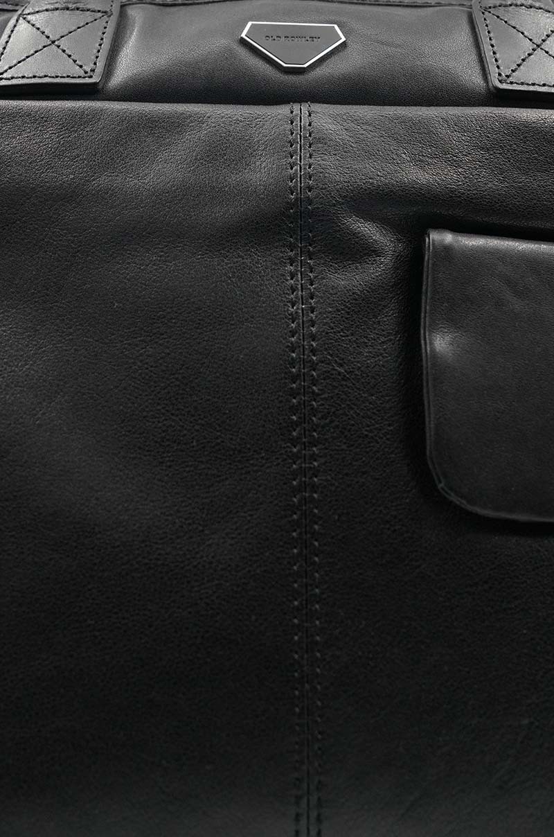 Maletín de piel negro con bolsillo frontal Old Rowley - vista detalle material cerca