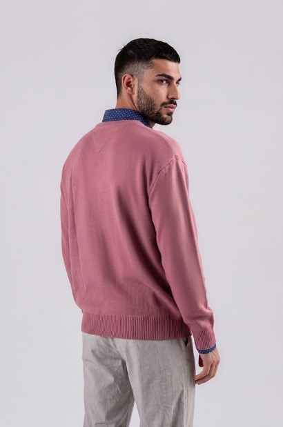 Jersey de punto rosa malva con cuello de pico Old Rowley, vista de espalda