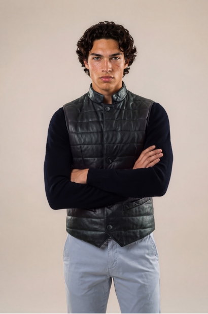 Chaleco de piel acolchado negro Old Rowley para hombre, vista de cuerpo entero