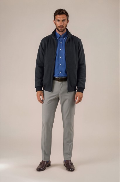 Chaqueta tipo bomber de lana — cremallera, cuello alto y puños de canalé (gris oscuro)